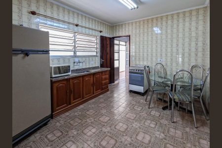 Casa à venda com 180m², 3 quartos e 3 vagas