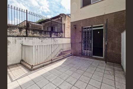 Casa à venda com 180m², 3 quartos e 3 vagas