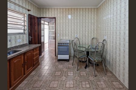 Casa à venda com 180m², 3 quartos e 3 vagas