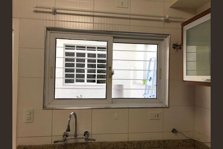 Casa à venda com 140m², 3 quartos e 2 vagas