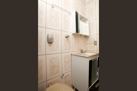 Banheiro de apartamento para alugar com 1 quarto, 39m² em Cidade Baixa, Porto Alegre