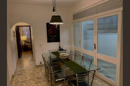 Apartamento à venda com 3 quartos, 142m² em Icaraí, Niterói