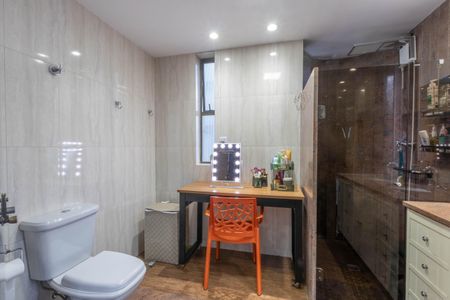 Apartamento à venda com 324m², 5 quartos e 4 vagasBanheiro