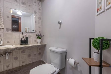 Banheiro de apartamento à venda com 5 quartos, 324m² em Savassi, Belo Horizonte