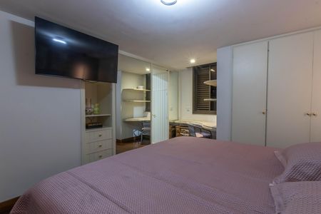 Apartamento à venda com 324m², 5 quartos e 4 vagas Apartamento à venda com 324m², 5 quartos e 4 vagasSuíte
