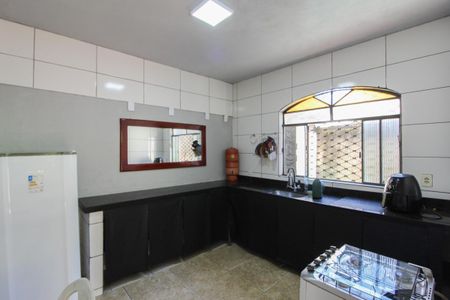 Casa para alugar com 199m², 1 quarto e 1 vagaCozinha
