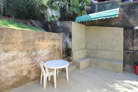 Casa para alugar com 199m², 1 quarto e 1 vagaQuintal