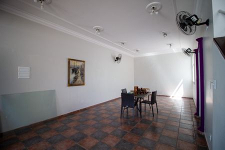 Sala  de casa para alugar com 4 quartos, 320m² em Jardim Pagliato, Sorocaba