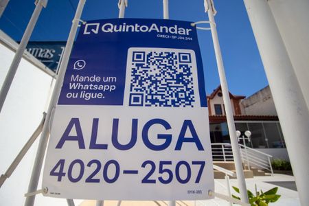Casa para alugar com 320m², 4 quartos e 5 vagasFachada 