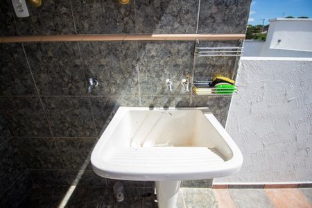 Casa para alugar com 320m², 4 quartos e 5 vagasÁrea de Serviço