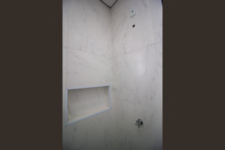 Casa para alugar com 320m², 4 quartos e 5 vagasBanheiro 