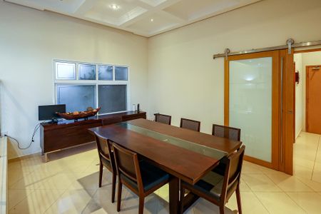 Casa de condomínio para alugar com 1000m², 6 quartos e 17 vagas Casa de condomínio para alugar com 1000m², 6 quartos e 17 vagasSala de Jantar