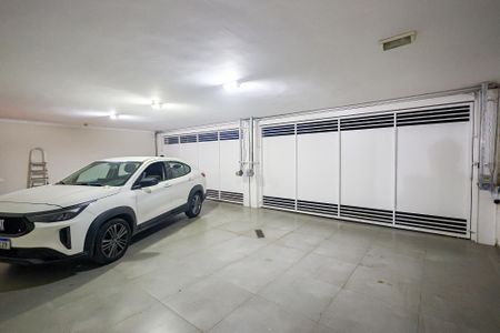 Casa de condomínio para alugar com 1000m², 6 quartos e 17 vagas Casa de condomínio para alugar com 1000m², 6 quartos e 17 vagasGaragem