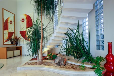 Casa de condomínio para alugar com 1000m², 6 quartos e 17 vagas Casa de condomínio para alugar com 1000m², 6 quartos e 17 vagasJardim de inverno