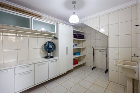 Casa de condomínio para alugar com 1000m², 6 quartos e 17 vagas Casa de condomínio para alugar com 1000m², 6 quartos e 17 vagasÁrea comum