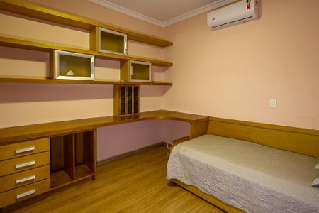 Casa de condomínio para alugar com 1000m², 6 quartos e 17 vagas Casa de condomínio para alugar com 1000m², 6 quartos e 17 vagasSuíte 3
