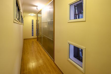 Casa de condomínio para alugar com 1000m², 6 quartos e 17 vagas Casa de condomínio para alugar com 1000m², 6 quartos e 17 vagasCorredor