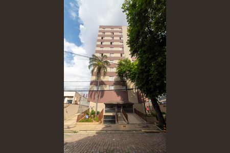 Apartamento à venda com 70m², 2 quartos e 1 vagaFachada