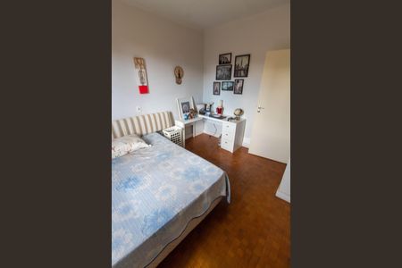 QUARTO 1 de apartamento para alugar com 2 quartos, 70m² em Vila Itapura, Campinas