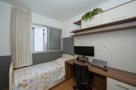 Apartamento à venda com 93m², 3 quartos e 3 vagasQUARTO2