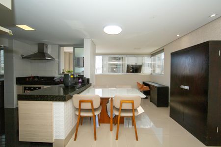 Apartamento à venda com 93m², 3 quartos e 3 vagasSALA