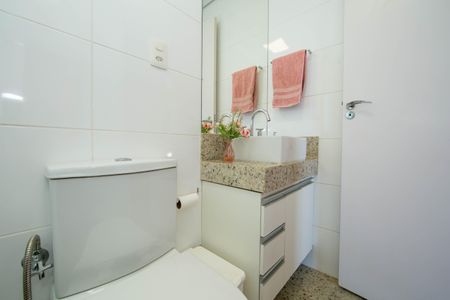 Apartamento à venda com 93m², 3 quartos e 3 vagasBANHEIRO2