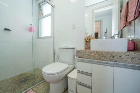 Apartamento à venda com 93m², 3 quartos e 3 vagasBANHEIRO2