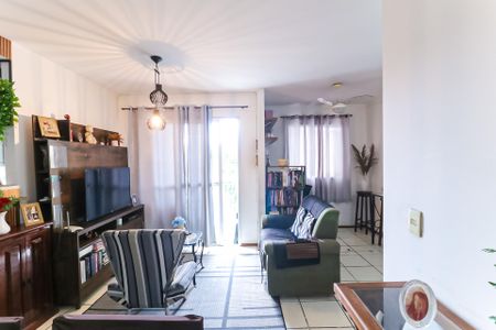 Apartamento à venda com 58m², 2 quartos e 1 vagaSala