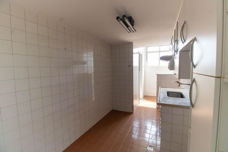 Apartamento à venda com 80m², 2 quartos e 1 vagaCozinha e Área de Serviço