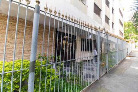 Apartamento à venda com 80m², 2 quartos e 1 vagaFachada