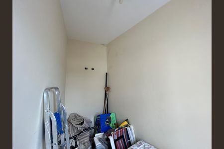 Apartamento para alugar com 82m², 2 quartos e sem vagaQuarto de Serviço