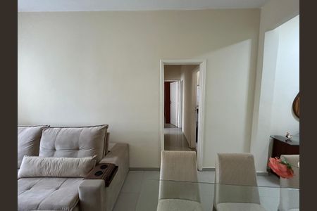 Apartamento para alugar com 82m², 2 quartos e sem vagaSala