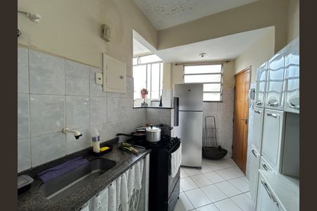 Apartamento para alugar com 82m², 2 quartos e sem vagaCozinha