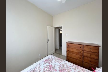 Quarto 1 de apartamento para alugar com 2 quartos, 82m² em Higienópolis, Rio de Janeiro