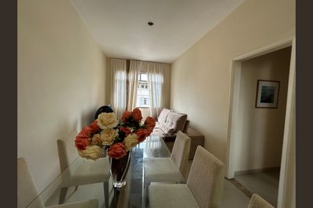 Sala de apartamento para alugar com 2 quartos, 82m² em Higienópolis, Rio de Janeiro