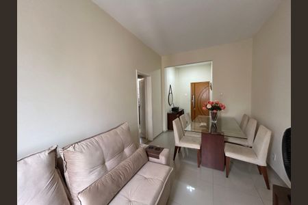 Apartamento para alugar com 82m², 2 quartos e sem vagaSala