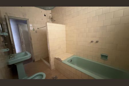 Apartamento à venda com 3 quartos, 178m² em Centro, Belo Horizonte