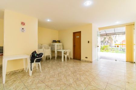 Apartamento à venda com 101m², 2 quartos e 1 vagaÁrea comum