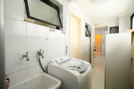 Apartamento à venda com 86m², 3 quartos e 1 vagaÁrea de Serviço