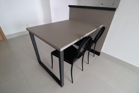 Sala de apartamento para alugar com 2 quartos, 78m² em Jardim Sul, Uberlândia