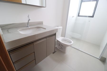 Apartamento para alugar com 78m², 2 quartos e 2 vagasBanheiro do Quarto 2
