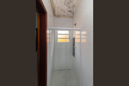 Casa para alugar com 145m², 2 quartos e 2 vagas Casa para alugar com 145m², 2 quartos e 2 vagasBanheiro da Suíte 1