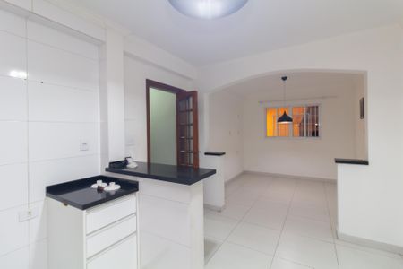 Casa para alugar com 145m², 2 quartos e 2 vagas Casa para alugar com 145m², 2 quartos e 2 vagasCozinha