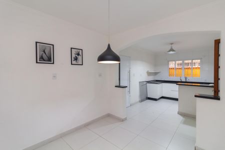 Casa para alugar com 145m², 2 quartos e 2 vagas Casa para alugar com 145m², 2 quartos e 2 vagasCozinha