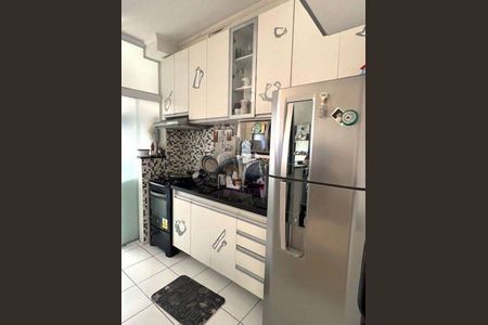 Apartamento à venda com 2 quartos, 50m² em Bussocaba, Osasco