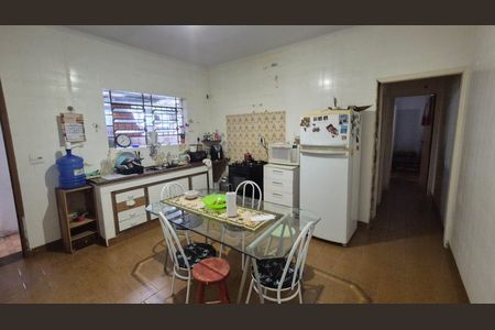 Casa à venda com 3 quartos, 163m² em Vila Boa Vista, Santo André