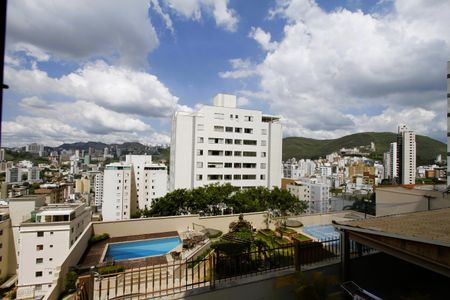 Apartamento à venda com 140m², 4 quartos e 3 vagasVista