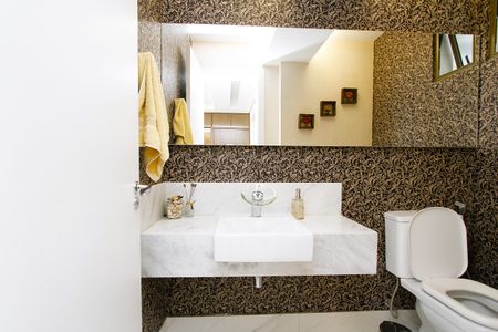 Apartamento à venda com 140m², 4 quartos e 3 vagasLavabo