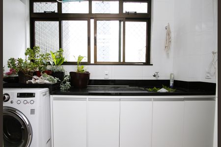 Apartamento à venda com 140m², 4 quartos e 3 vagasÁrea de Serviço