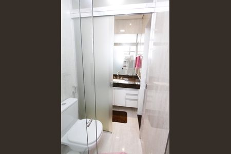 Apartamento à venda com 140m², 4 quartos e 3 vagasBanheiro da  Semi Suíte 1 e 2